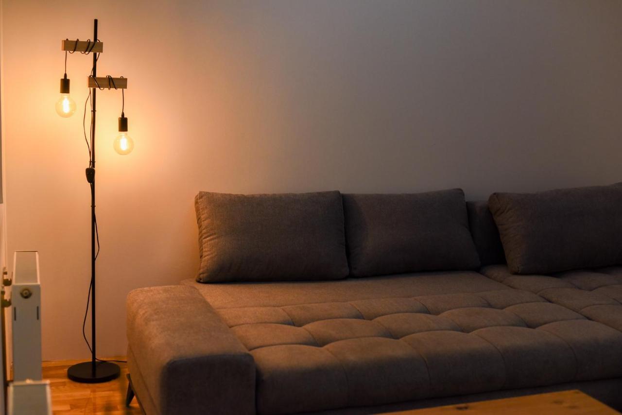 Garden Apartment - Oaza U Centru Grada Novi Sad Eksteriør bilde